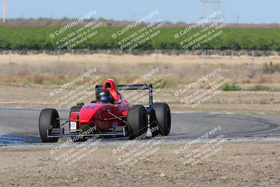 media/Apr-30-2022-CalClub SCCA (Sat) [[98b58ad398]]/Group 6/Race (Outside Grapevine)/